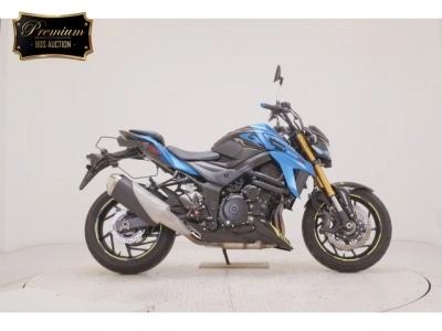 Suzuki GSX-S750