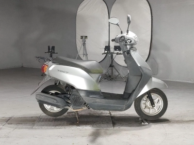 Honda  TACT  BASIC 
