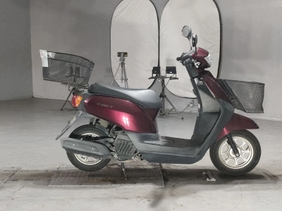 Honda  TACT  BASIC 