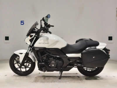 Honda CTX700ND