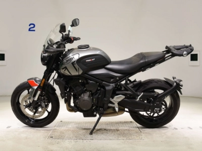 Triumph  TRIUMPH  TRIDENT 660