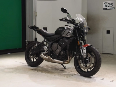 Triumph  TRIUMPH  TRIDENT 660