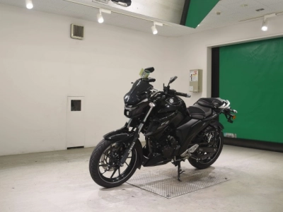 Yamaha FZ25