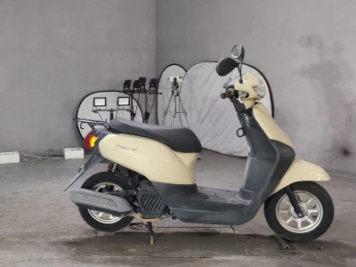Honda  TACT  BASIC 