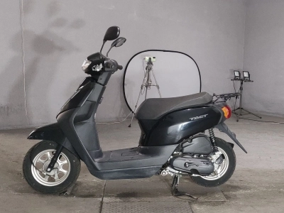 Honda  TACT  BASIC 
