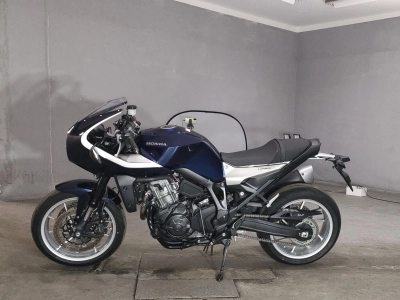 Honda  HAWK 11