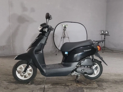 Honda  TACT  BASIC 