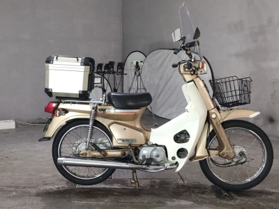 Honda  SUPER CUB 90 SUPER  DELUXE 