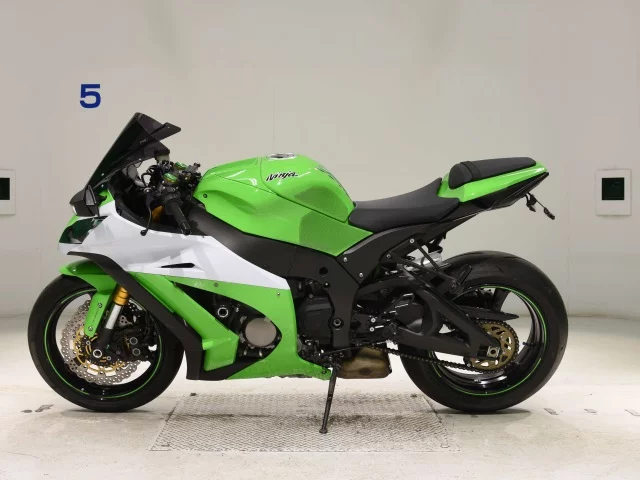 ？？？ Мото техника Kawasaki ZX-10RA 2016 г, Лот №2960 от 18.06.2025