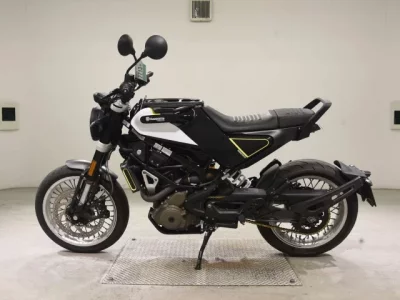 Other HUSQUARNA SUBARU TOPIREN401 лот № 7713 оценка 5  с аукциона в Японии 2