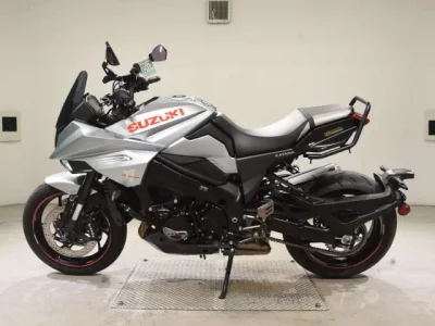 Suzuki KATANA1000 лот № 5211 оценка 5  с аукциона в Японии 2
