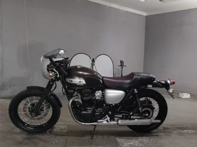 Kawasaki W800KAFE лот № 7197 оценка 5  с аукциона в Японии 2