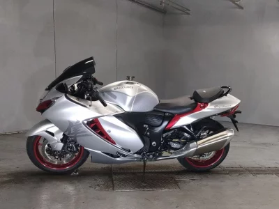 Suzuki GSX1300R HAYABUSA лот № 5102 оценка 4.5  с аукциона в Японии 2