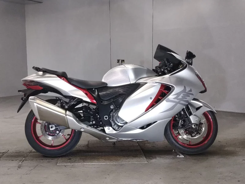 Suzuki GSX1300R HAYABUSA лот № 5102 оценка 4.5  с аукциона в Японии
