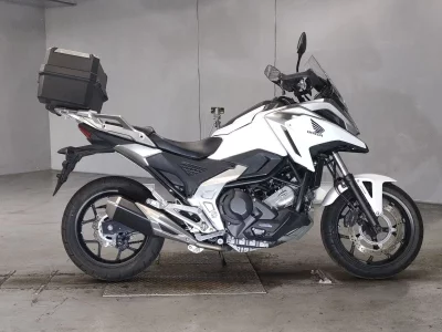 Honda NC750X DCT 2021