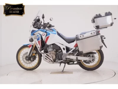 Honda CRF1100L AFRICA TWIN лот № 2549 оценка 5  с аукциона в Японии 2