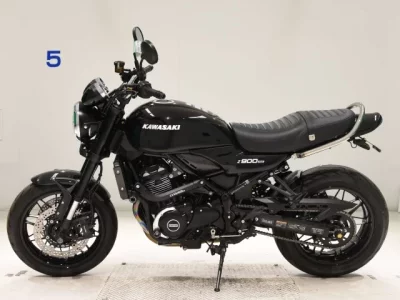 Kawasaki Z900RS лот № 7638 оценка 5  с аукциона в Японии 2