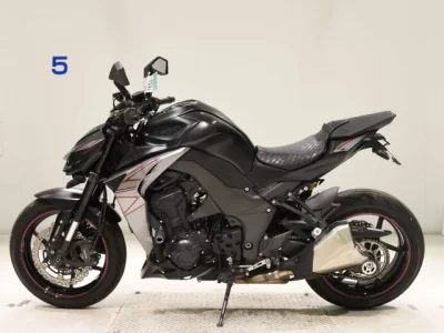 Kawasaki Z1000-5A лот № 7688 оценка 5  с аукциона в Японии 2
