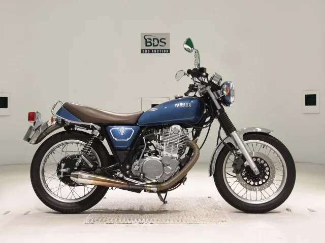 Yamaha SR400-5 лот № 2687 оценка 5  с аукциона в Японии