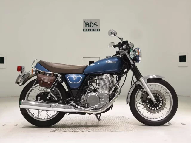 Yamaha SR400-5 лот № 2854 оценка 5  с аукциона в Японии
