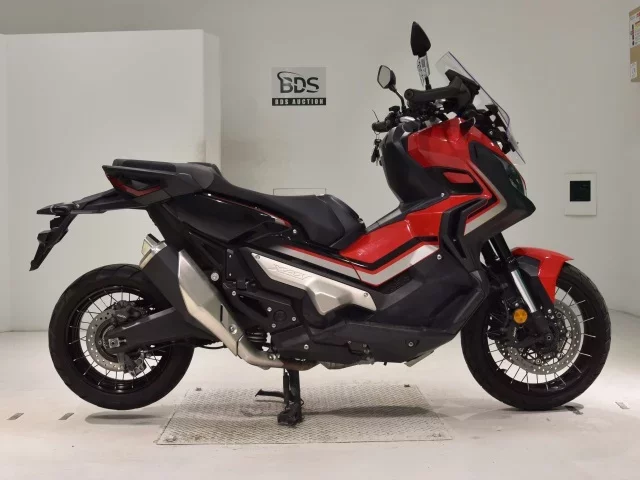 Honda X-ADV750 лот № 2904 оценка 5  с аукциона в Японии