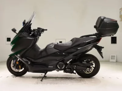 Yamaha T-MAX560T лот № 0456 оценка 5  с аукциона в Японии 2