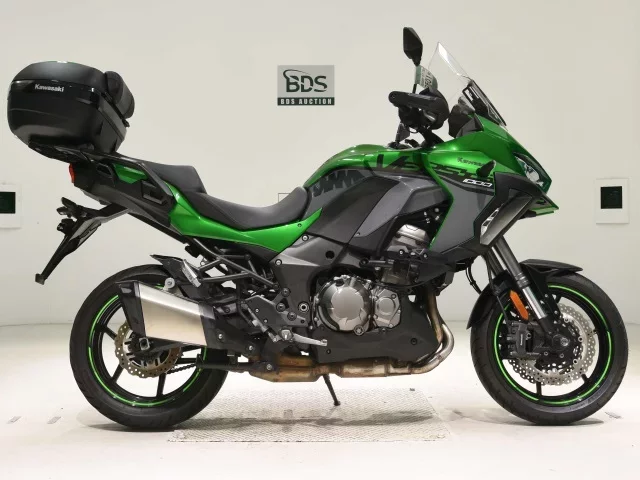 Kawasaki VERSYS 1000SE лот № 0501 оценка 5  с аукциона в Японии