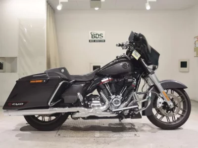 Harley-Davidson HARLEY FLHXSE1920CVO 2020