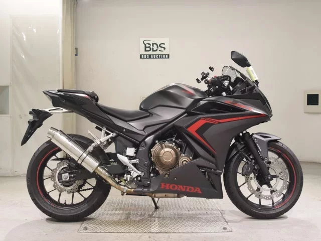 Honda CBR400R-2 лот № 7725 оценка 5  с аукциона в Японии