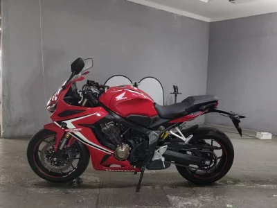 Honda CBR650R лот № 7126 оценка 6  с аукциона в Японии 2