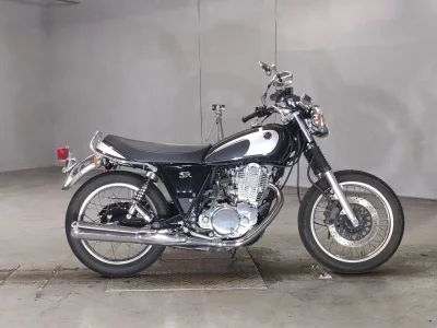 Yamaha SR400-1 2021
