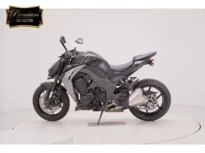 Kawasaki Z1000-5A лот № 0025 оценка 5  с аукциона в Японии 2
