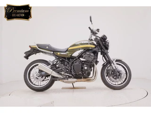 Kawasaki Z900RS лот № 7535 оценка 6  с аукциона в Японии