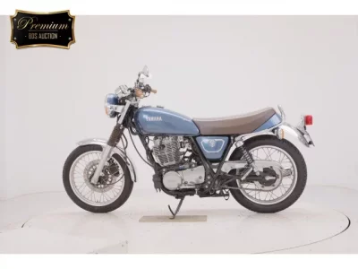 Yamaha SR400-5 лот № 7547 оценка 5  с аукциона в Японии 2