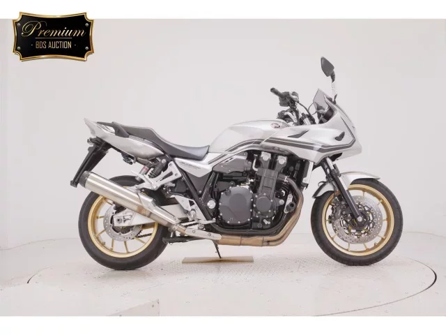 Honda CB1300SF BOLDOR лот № 0065 оценка 5  с аукциона в Японии