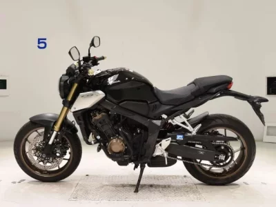 Honda CB650R лот № 5006 оценка 6  с аукциона в Японии 2