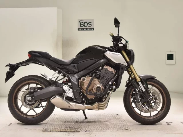 Honda CB650R лот № 5006 оценка 6  с аукциона в Японии