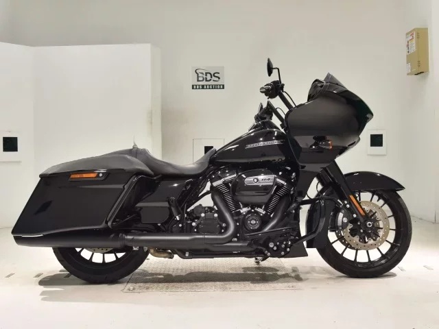 Harley-Davidson HARLEY FLTRXS1870 лот № 7647 оценка 5  с аукциона в Японии