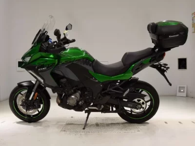 Kawasaki VERSYS 1000SE лот № 5051 оценка 5  с аукциона в Японии 2