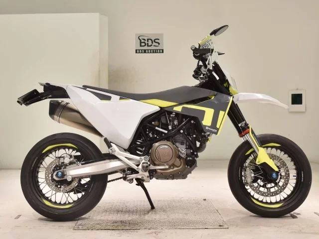 Other HUSQUARNA 701SM лот № 2701 оценка 5  с аукциона в Японии