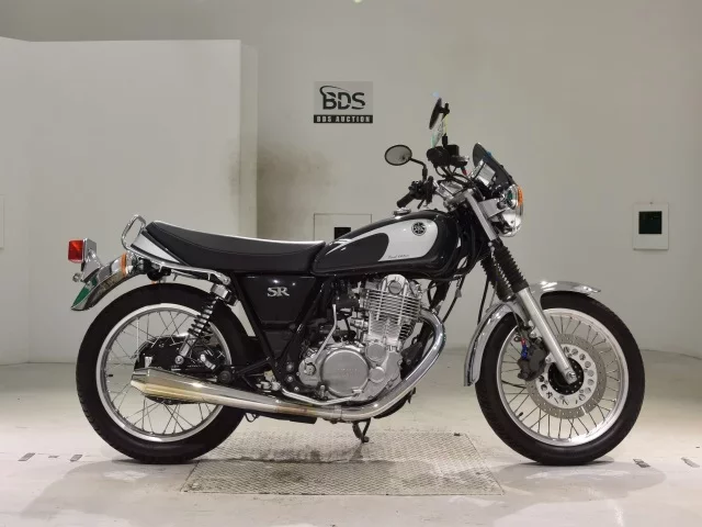 Yamaha SR400-5 лот № 5120 оценка 5  с аукциона в Японии
