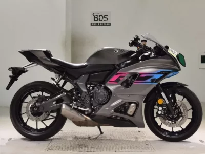Yamaha YZF-R7-2 2021