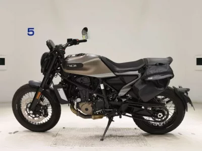 Other HUSQUARNA SUBARU TOPIREN701 лот № 0256 оценка 5  с аукциона в Японии 2