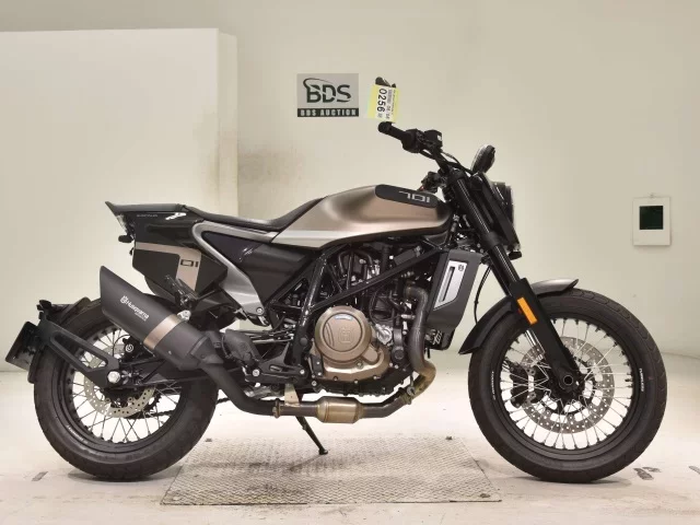 Other HUSQUARNA SUBARU TOPIREN701 лот № 0256 оценка 5  с аукциона в Японии