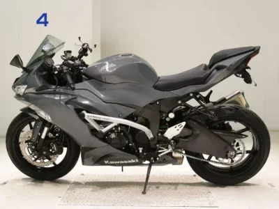 Kawasaki ZX-6RA лот № 5179 оценка 4  с аукциона в Японии 2