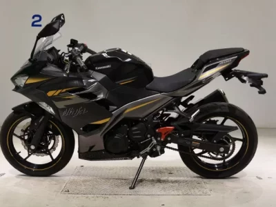 Kawasaki NINJA400-2 лот № 2805 оценка 5  с аукциона в Японии 2