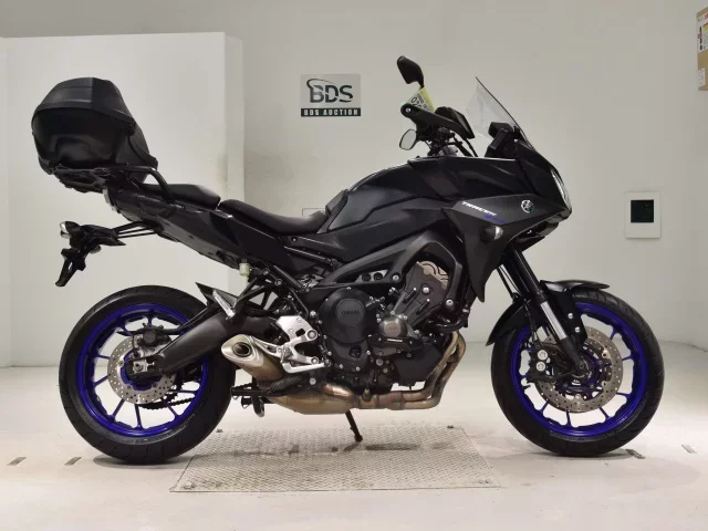 Yamaha MT-09 лот № 0290 оценка 5  с аукциона в Японии