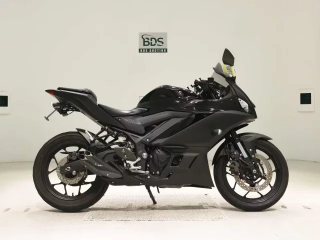 Yamaha YZF-R3 лот № 7887 оценка 4  с аукциона в Японии