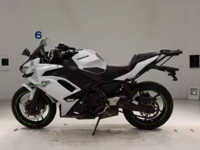 Kawasaki NINJA650A лот № 0458 оценка 5  с аукциона в Японии 2