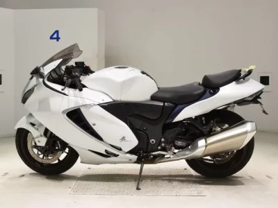Suzuki HAYABUSA -3 лот № 2966 оценка 5  с аукциона в Японии 2